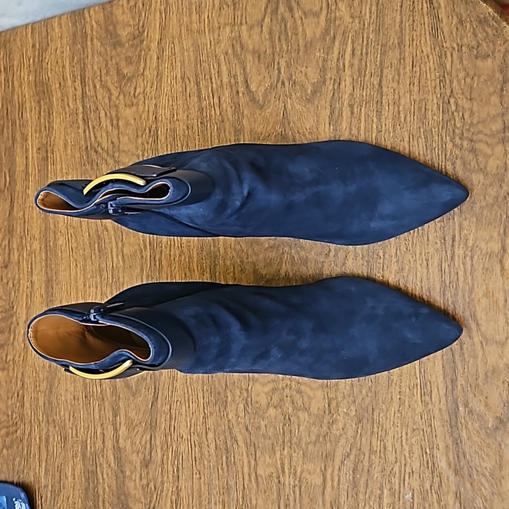 Calvin klein sz 11M navy blue suede ankle suck boots NIB